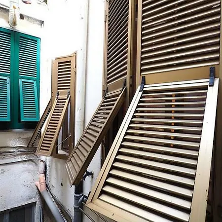 Chiostro Βερνάτσα